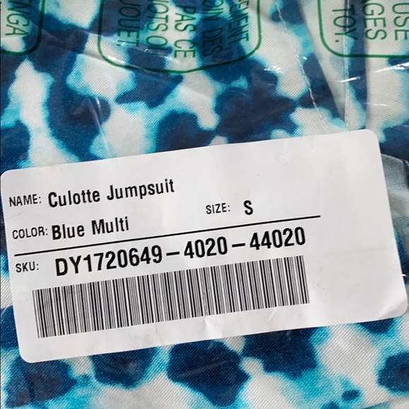 JustFab Culotte Jumpsuit in Blue Multi Print - Picture 6 of 8